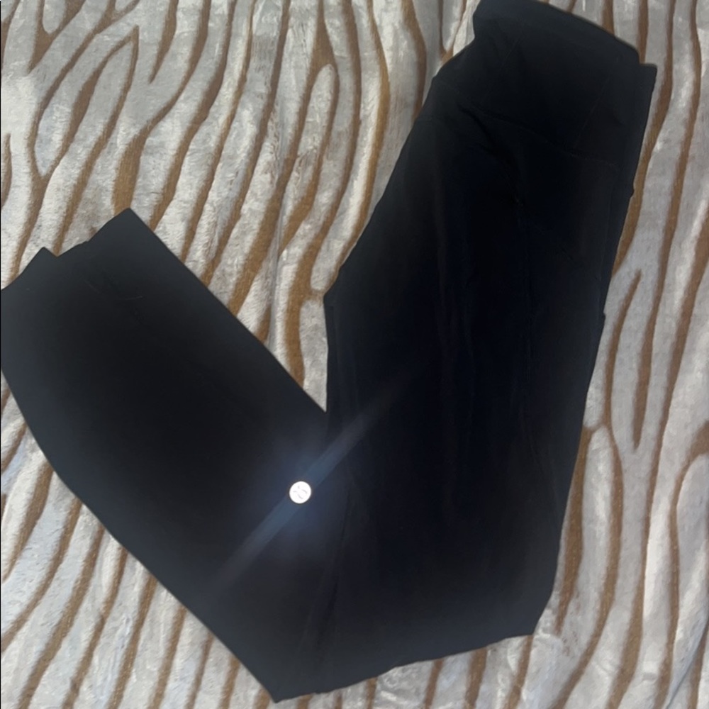 Lululemon black leggings size 4 & 25”